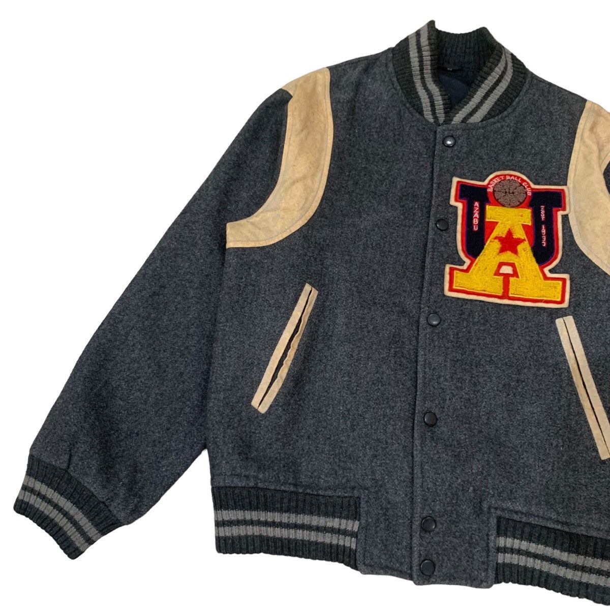 Vintage Vintage Basket Ball Club Wool Varsity Jacket Size US M / EU 48-50 / 2 - 7 Thumbnail