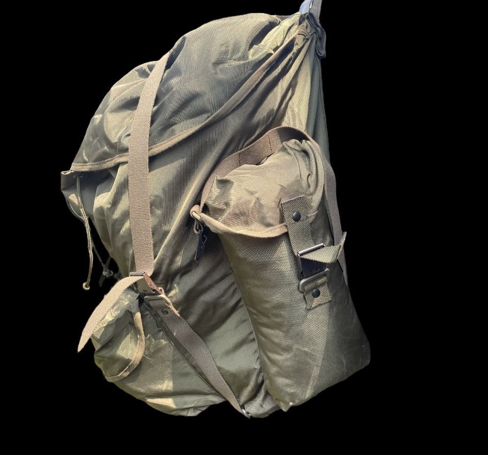 Vintage 70s Tactical Oversized Vintage Military BackPack Size ONE SIZE - 8 Thumbnail