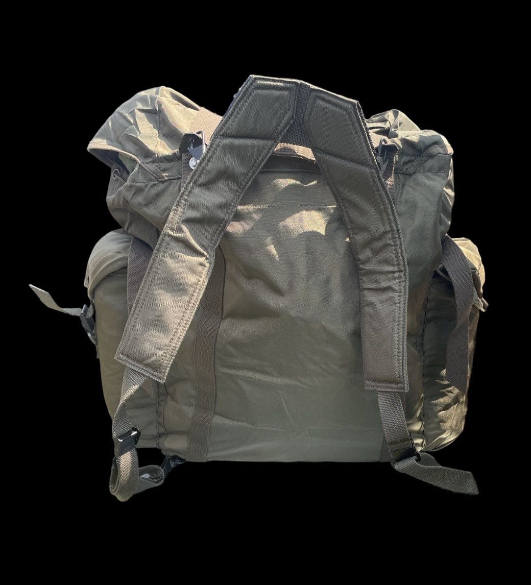 Vintage 70s Tactical Oversized Vintage Military BackPack Size ONE SIZE - 2 Thumbnail