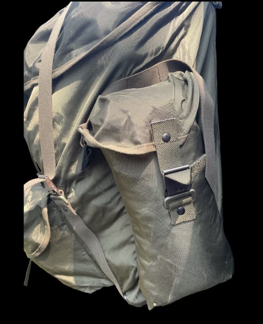 Vintage 70s Tactical Oversized Vintage Military BackPack Size ONE SIZE - 6 Thumbnail
