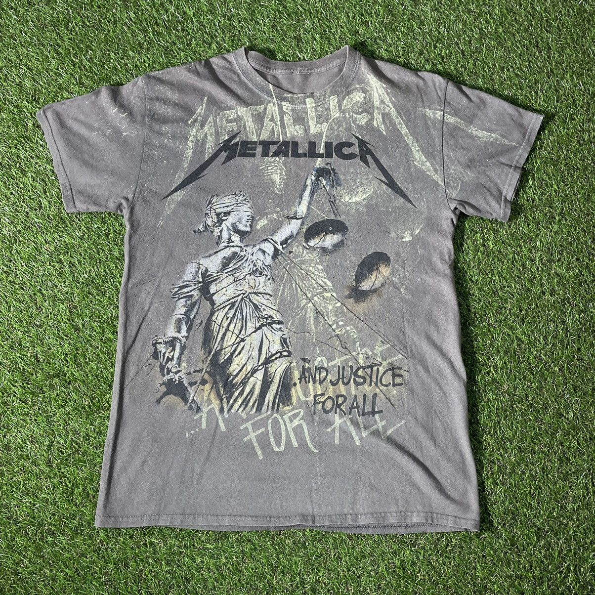 Vintage Vintage 90s Metallica Sun Faded Band Graphic Tee Grunge S Size US S / EU 44-46 / 1 - 1 Thumbnail
