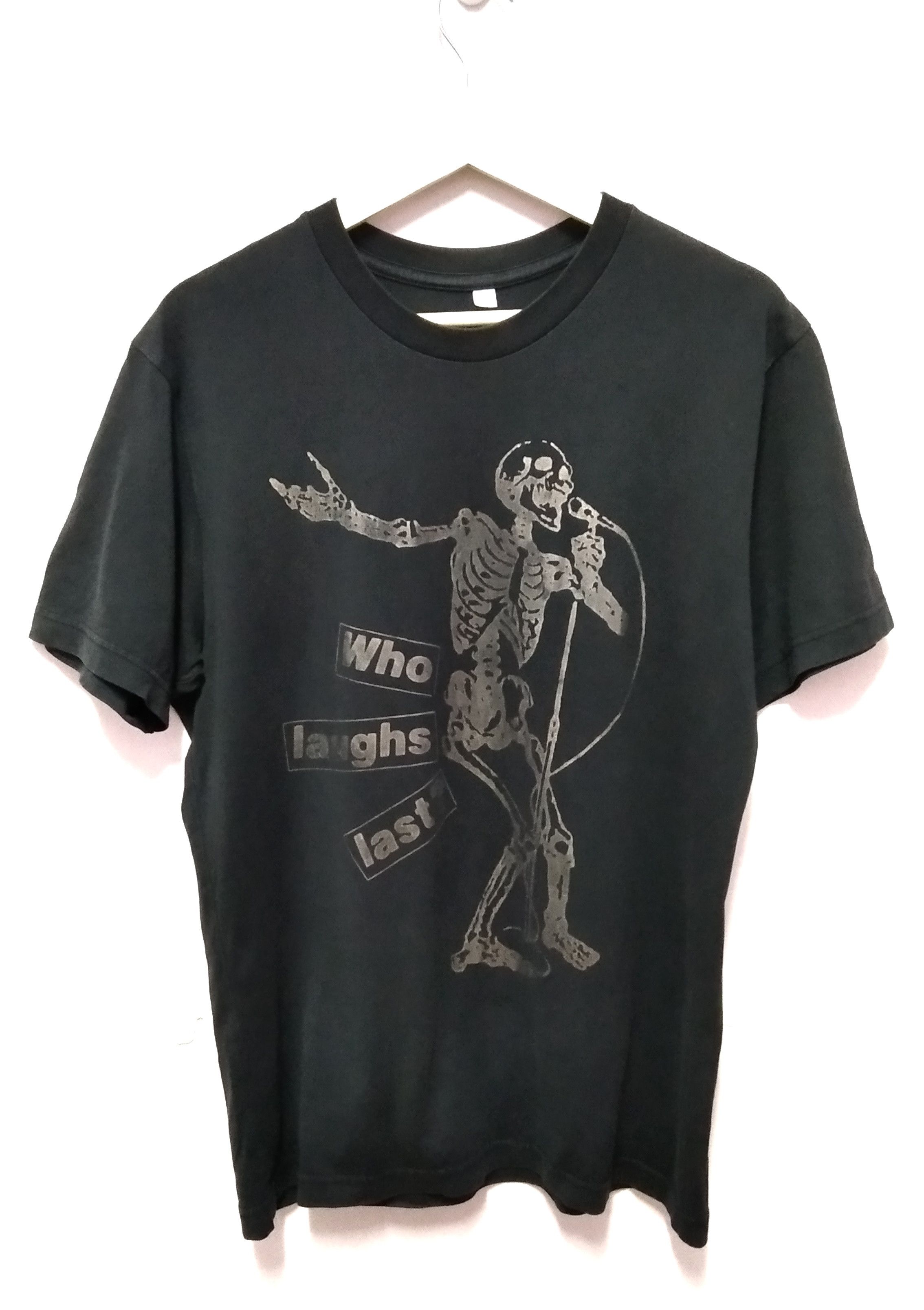 Barbara Kruger × If Six Was Nine × Vintage Vintage Barbara Kruge x Uniqlo Tee Size US M / EU 48-50 / 2 - 1 Thumbnail