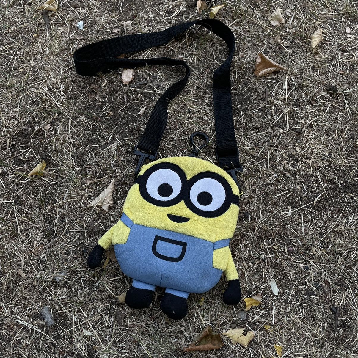 Vintage Y2K Japanese Minions Character Graphic Shoulder Bag Punk OS Size ONE SIZE - 3 Thumbnail