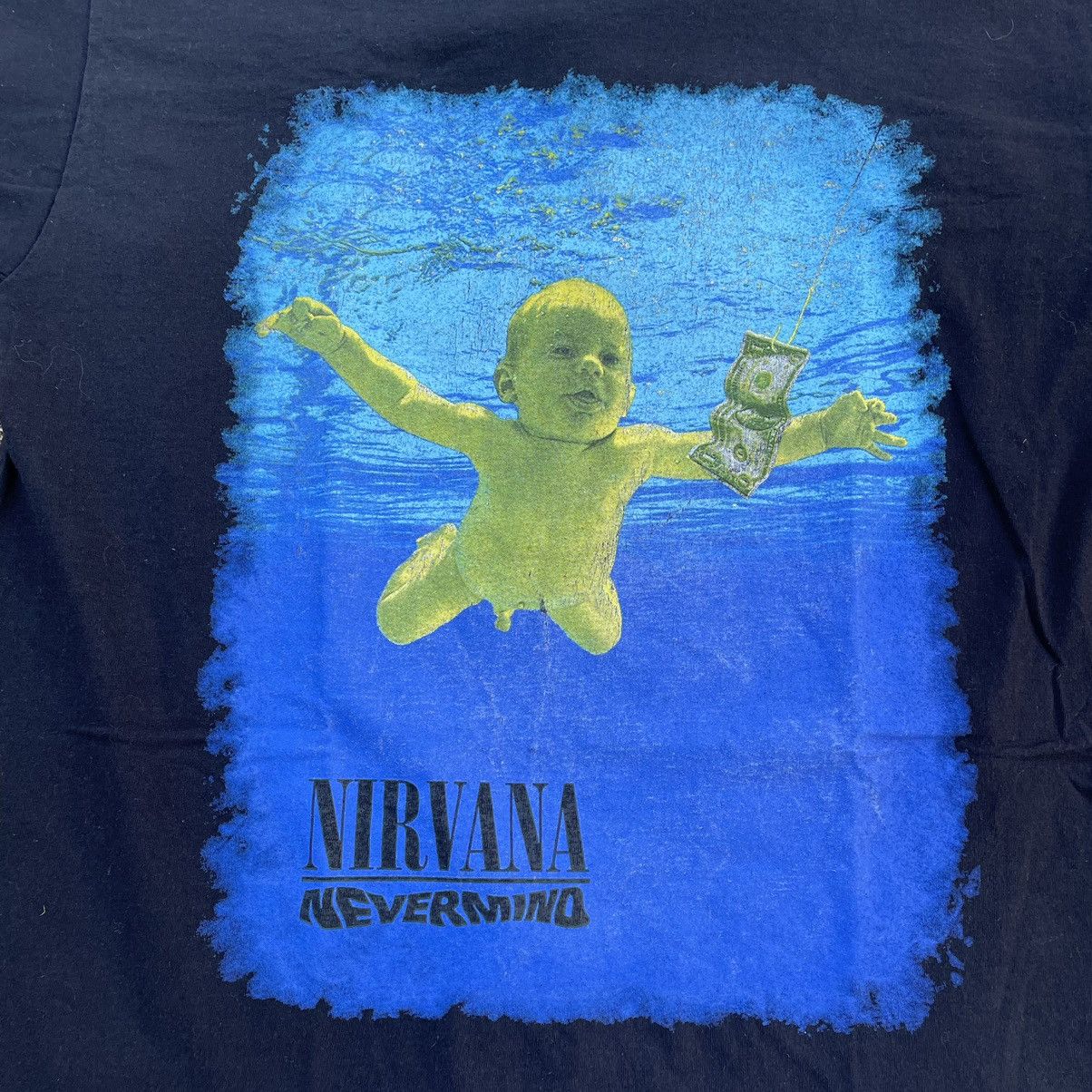 Vintage Vintage 90s Nirvana Nevermind Graphic Tee Grunge Baggy L Size US L / EU 52-54 / 3 - 4 Thumbnail