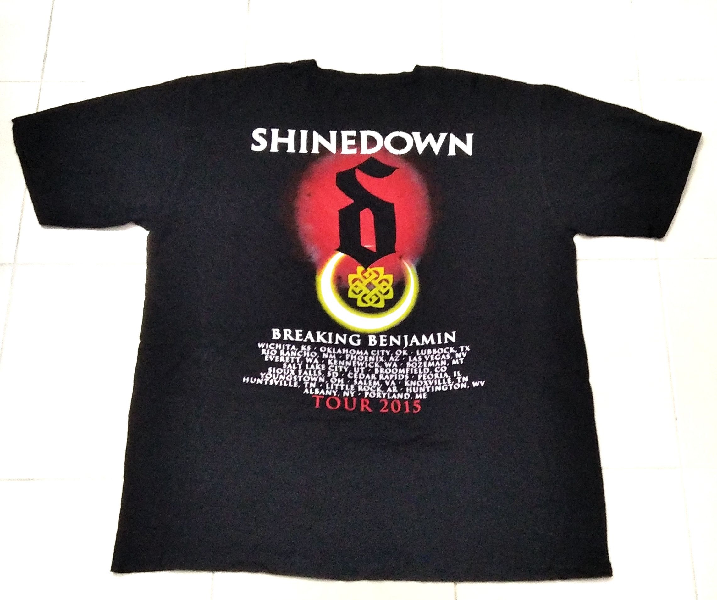 Band Tees Shinedown Tour 2015 Band Tees Size US XL / EU 56 / 4 - 2 Thumbnail