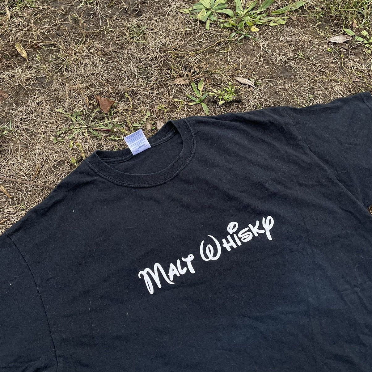 Vintage Vintage Y2K Malt Whisky Graphic Tee Humor Streetwear Baggy L Size US L / EU 52-54 / 3 - 5 Thumbnail