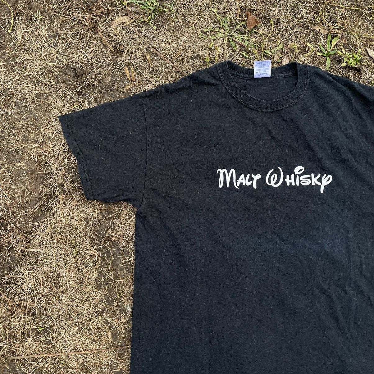 Vintage Vintage Y2K Malt Whisky Graphic Tee Humor Streetwear Baggy L Size US L / EU 52-54 / 3 - 3 Thumbnail