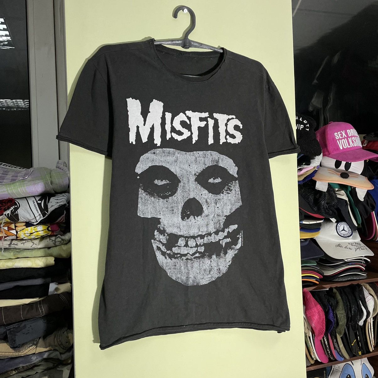 Vintage Vintage Y2K Misfits Band Tee Graphic Skull Punk Grunge M Size US M / EU 48-50 / 2 - 3 Thumbnail
