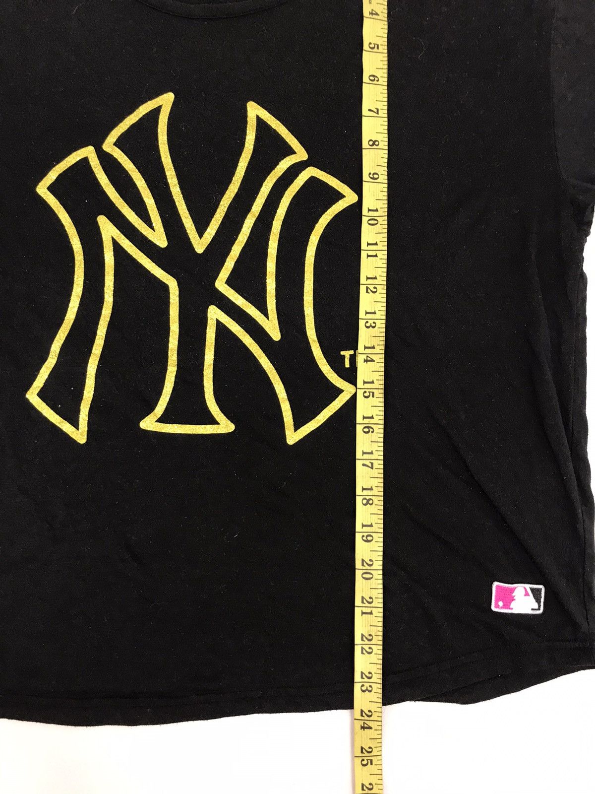 MLB Vintage MLB New York Yankees Big Logo Spell Out Tee Size M / US 6-8 / IT 42-44 - 5 Thumbnail