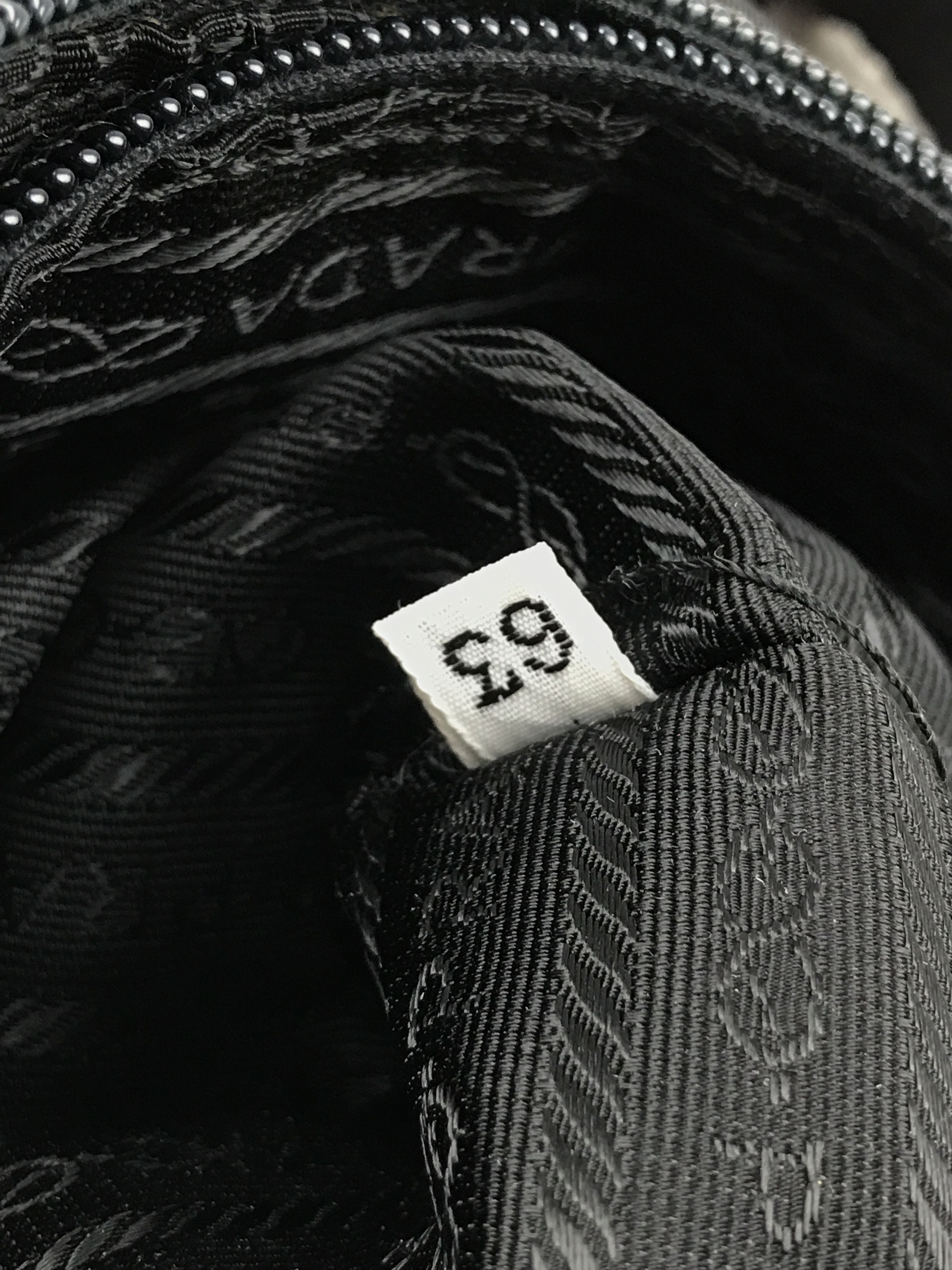 Prada Prada Vintage Tessuto Nylon Messenger Bag Size ONE SIZE - 10 Thumbnail