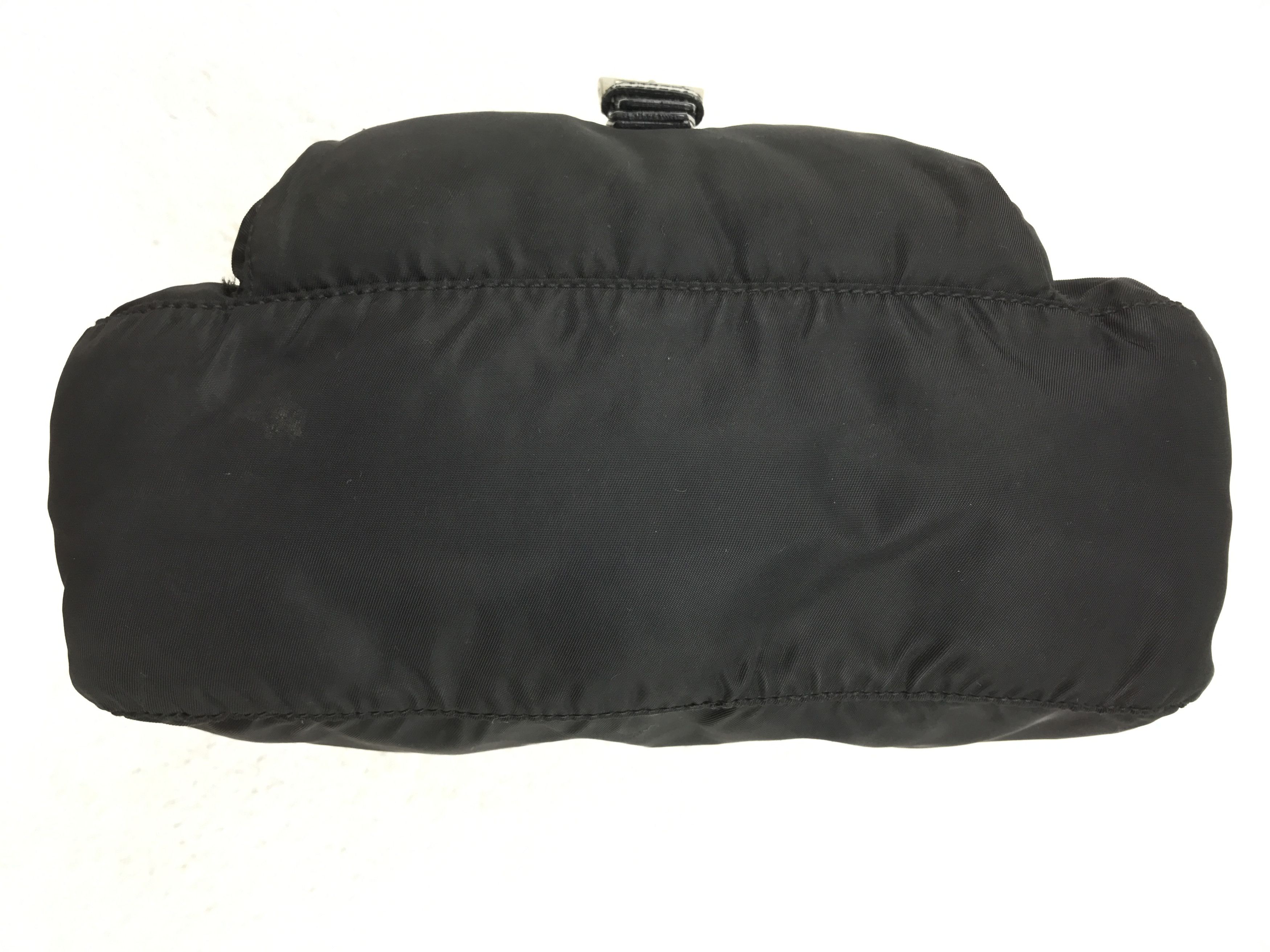 Prada Prada Vintage Tessuto Nylon Messenger Bag Size ONE SIZE - 15 Thumbnail