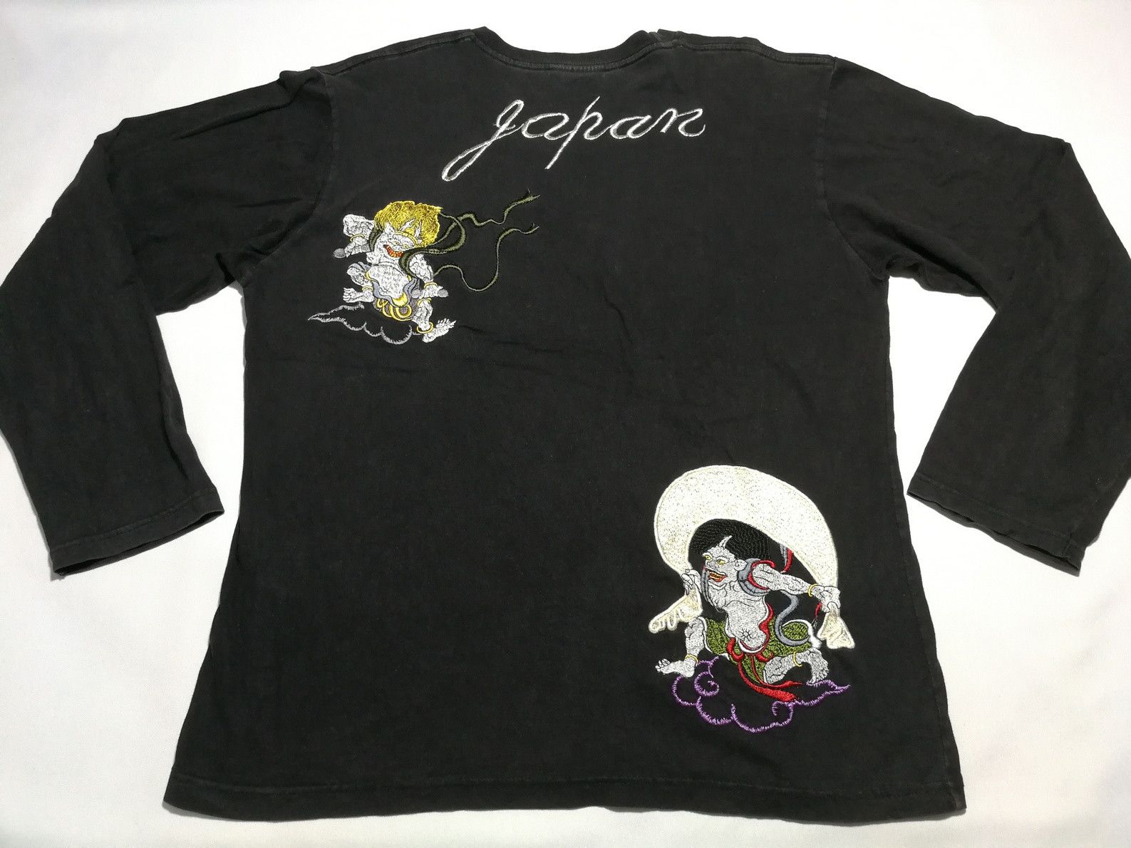 image of Hype Attitude God Fighting Embroidery Sukajan Karakuri Tamashi in Black, Men's (Size Large)