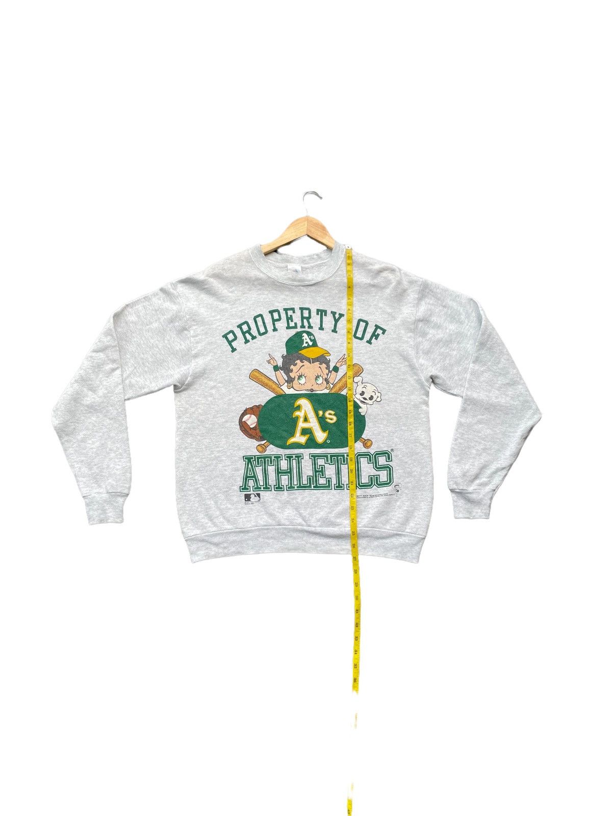 MLB Vintage 1992 Betty Boop x Oakland Athletics Crewneck Size US L / EU 52-54 / 3 - 3 Thumbnail