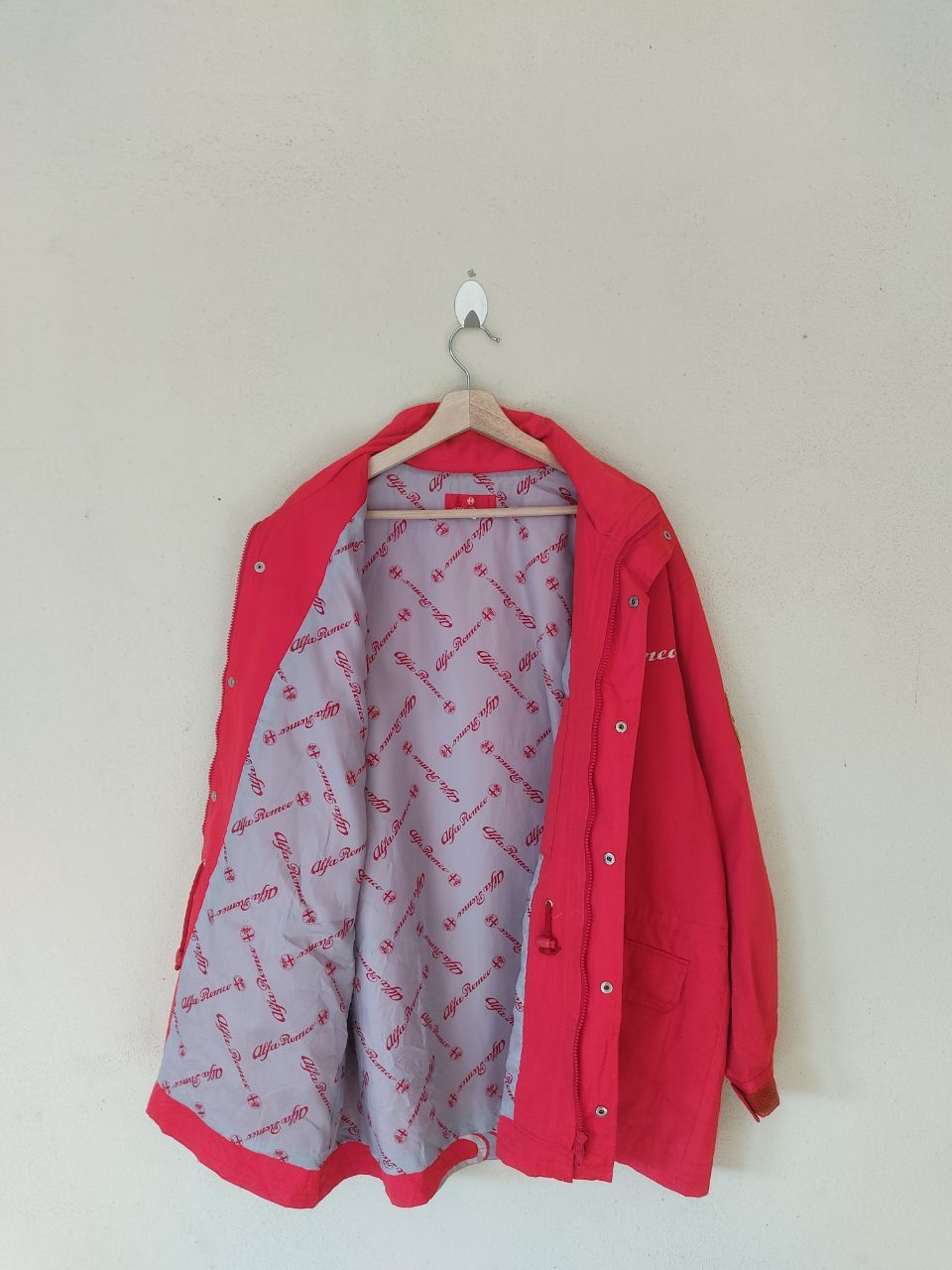 VINTAGE ALFA ROMEO KING SERPENT BIG LOGOS RED JACKET
