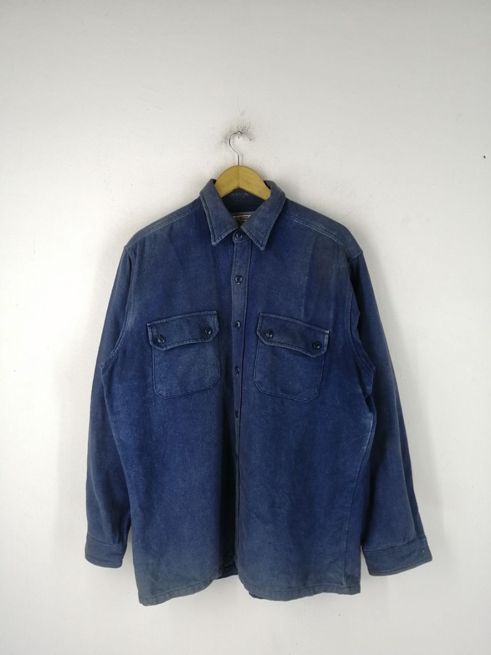 Levi's Vintage Levis Denim Button Up Shirt Size US L / EU 52-54 / 3 - 1 Thumbnail