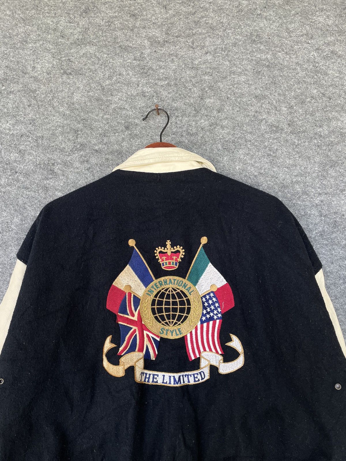 Vintage VINTAGE THE LIMITED VARSITY JACKET Size US M / EU 48-50 / 2 - 2 Thumbnail
