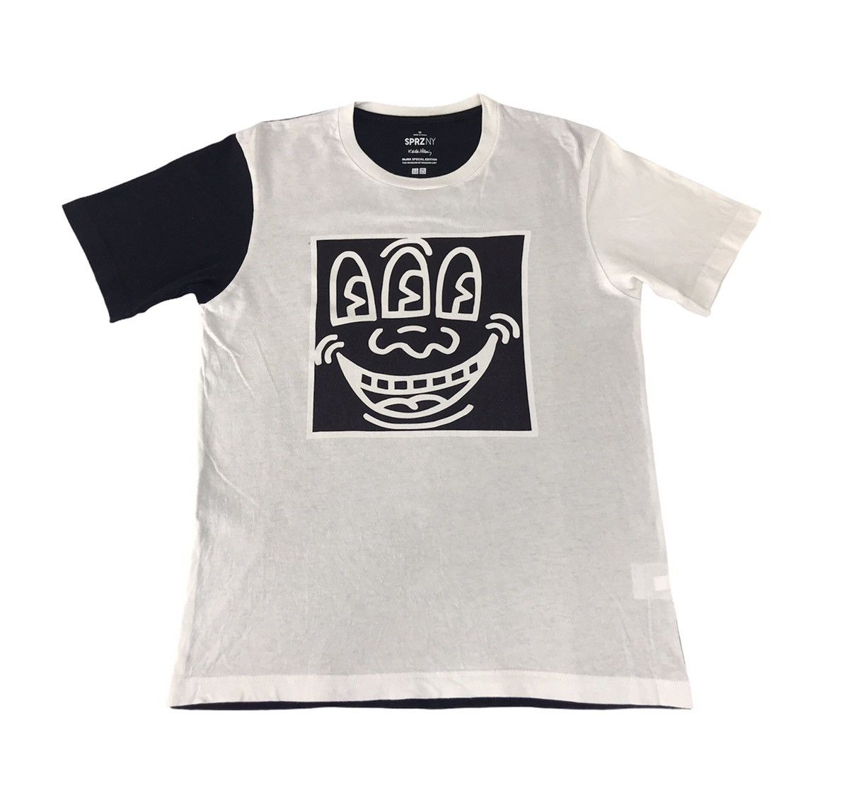 Keith Haring SPRZNY Keith Haring MoMA Special Edition Face Logo T-shirt Size US M / EU 48-50 / 2 - 1 Thumbnail
