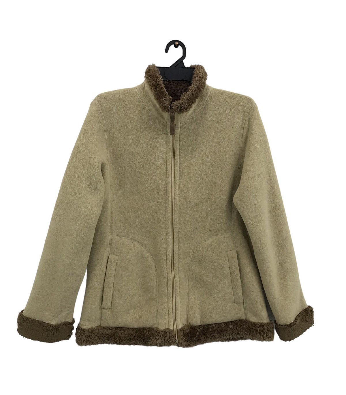Uniqlo UNIQLO WINTER JACKET Size US M / EU 48-50 / 2 - 8 Thumbnail