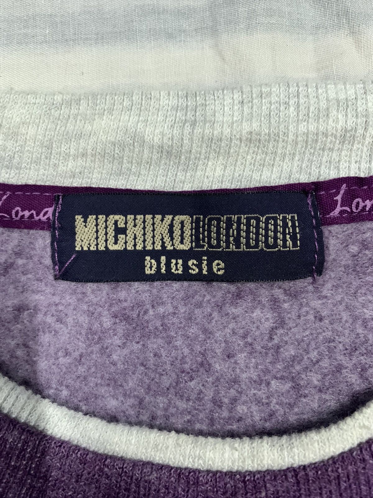 Michiko Koshino London Vintage Michiko London Blusie Pullover Sweatshirt Size L / US 10 / IT 46 - 12 Thumbnail