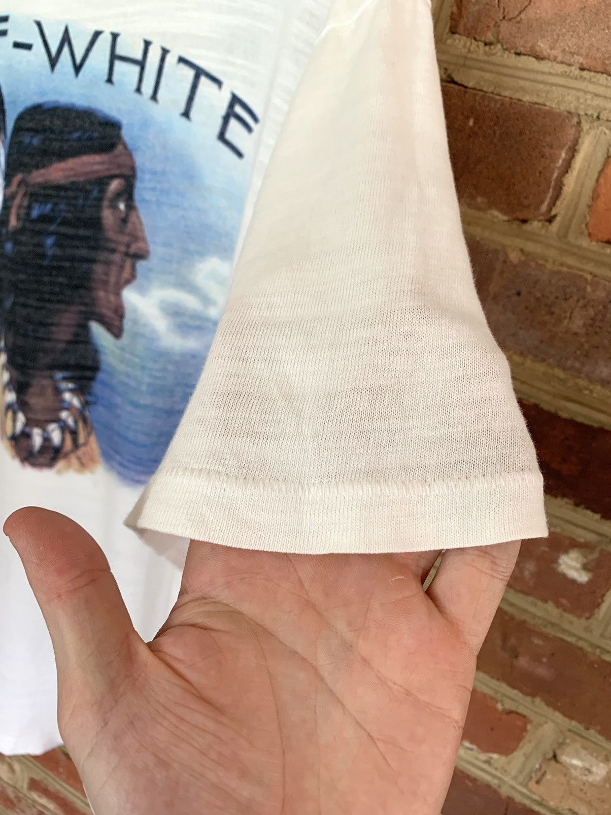 Off-White Rare OG Native American Indian Smoking Off-White Tee size M Size US M / EU 48-50 / 2 - 14 Thumbnail