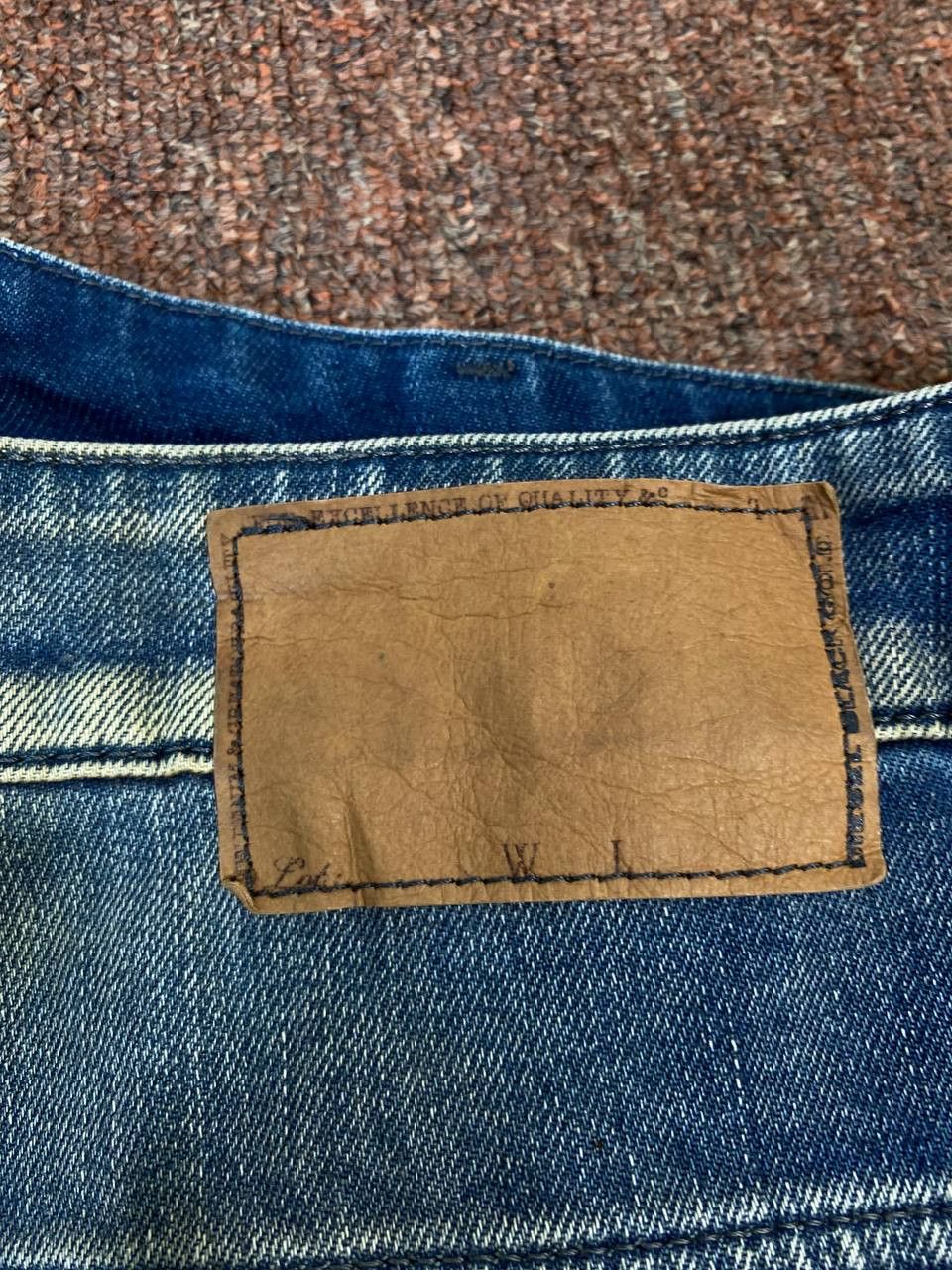 Diesel diesel black gold distressed denim nice design Size US 31 - 6 Thumbnail
