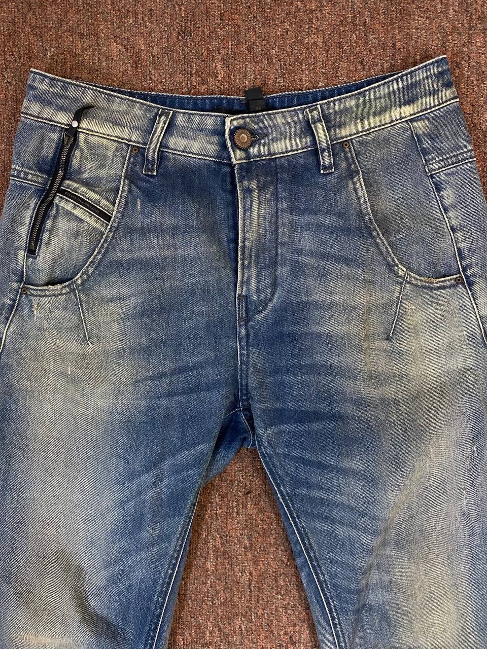 Diesel diesel black gold distressed denim nice design Size US 31 - 9 Thumbnail