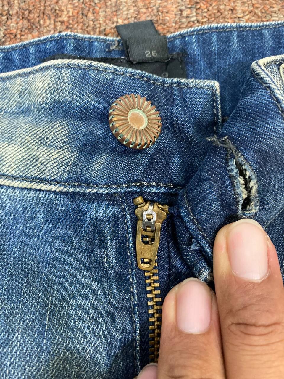 Diesel diesel black gold distressed denim nice design Size US 31 - 11 Thumbnail