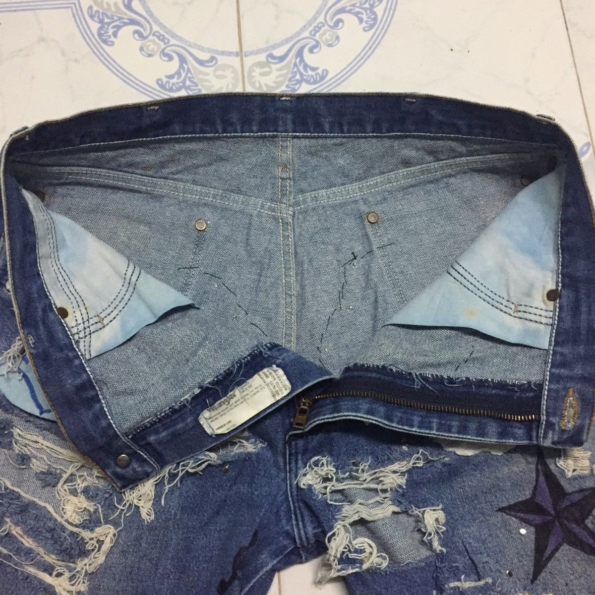 Japanese Brand Wrangler Destroyed Custom Jeans Denim Pant Size US 35 - 13 Thumbnail