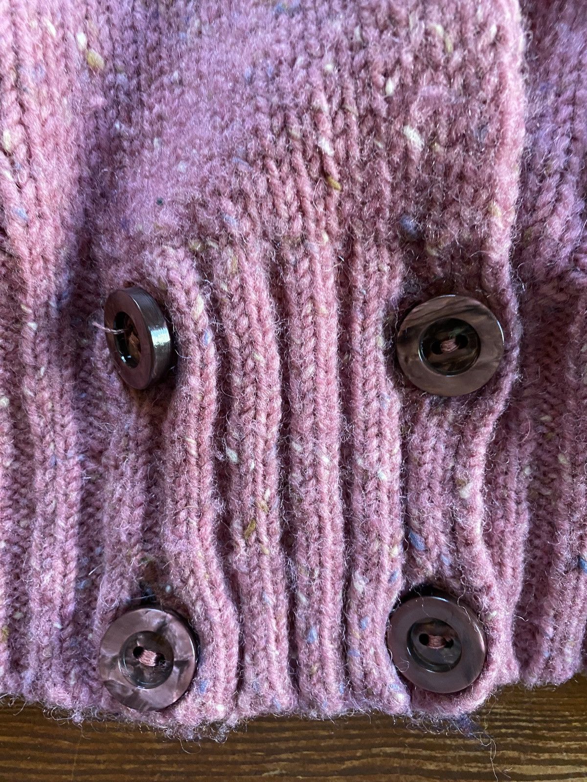 Vintage Vintage 80s Donegal Waist Button Pink Wool Cardigan Sweater Size M / US 6-8 / IT 42-44 - 9 Thumbnail