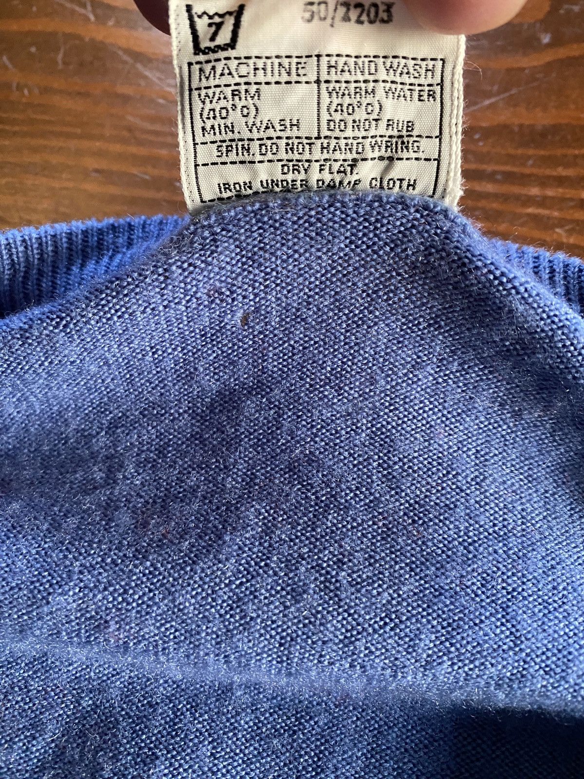 Vintage Vintage 80’s St. Michael V-Neck Blue Raglan Wool Sweater Size US L / EU 52-54 / 3 - 5 Thumbnail