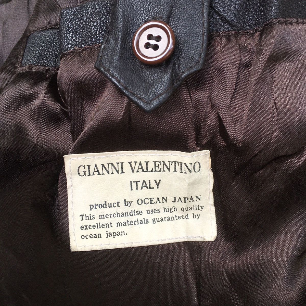 Vintage Vintage Gianni Valentino Leather Jacket Size US L / EU 52-54 / 3 - 6 Thumbnail