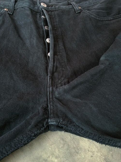 Levi's Vintage Levi's 501 Black Distressed Jeans 38x34 Size US 38 / EU 54 - 6 Thumbnail