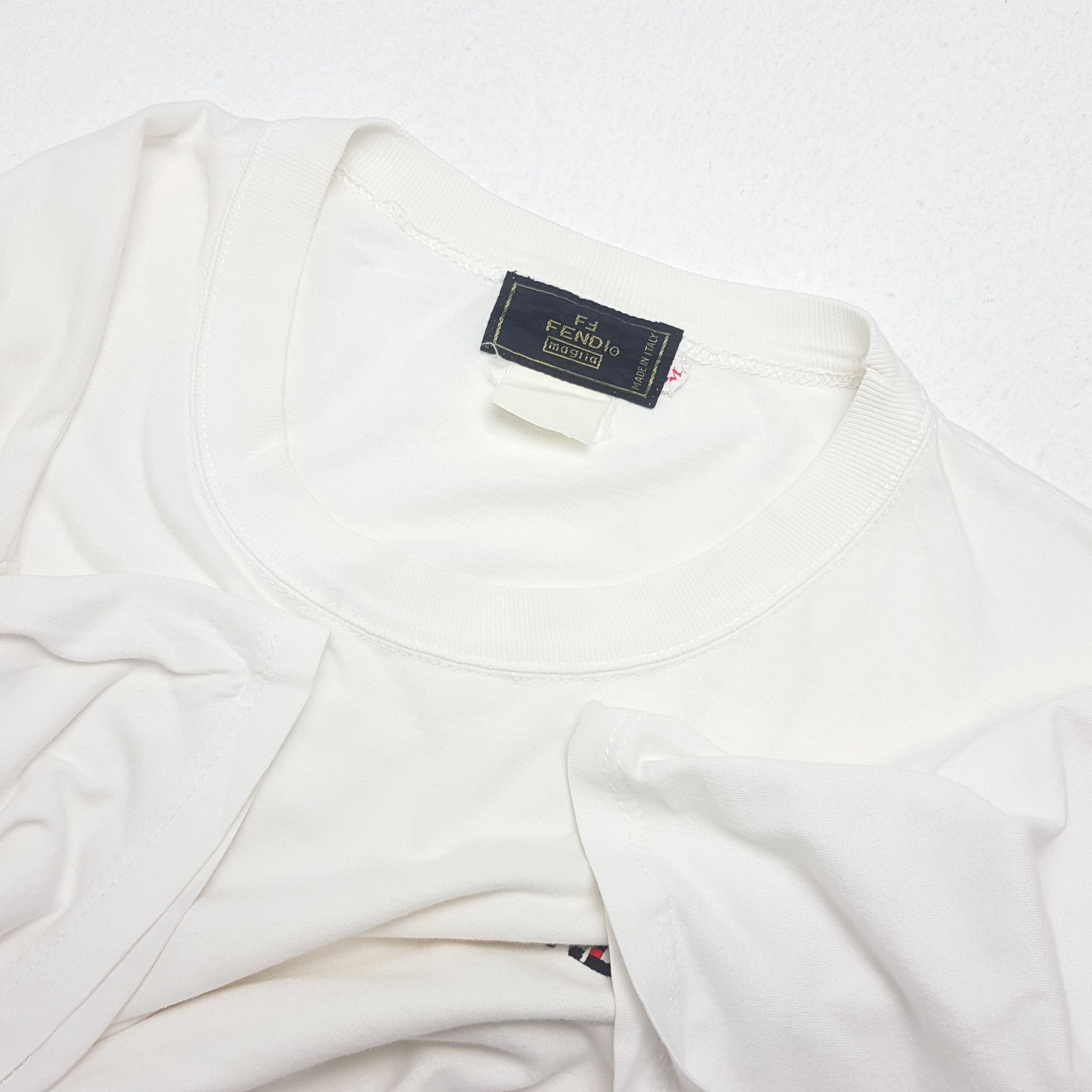 Fendi × Vintage Vintage FENDI Design Italian Designer T-Shirt Size US M / EU 48-50 / 2 - 6 Thumbnail