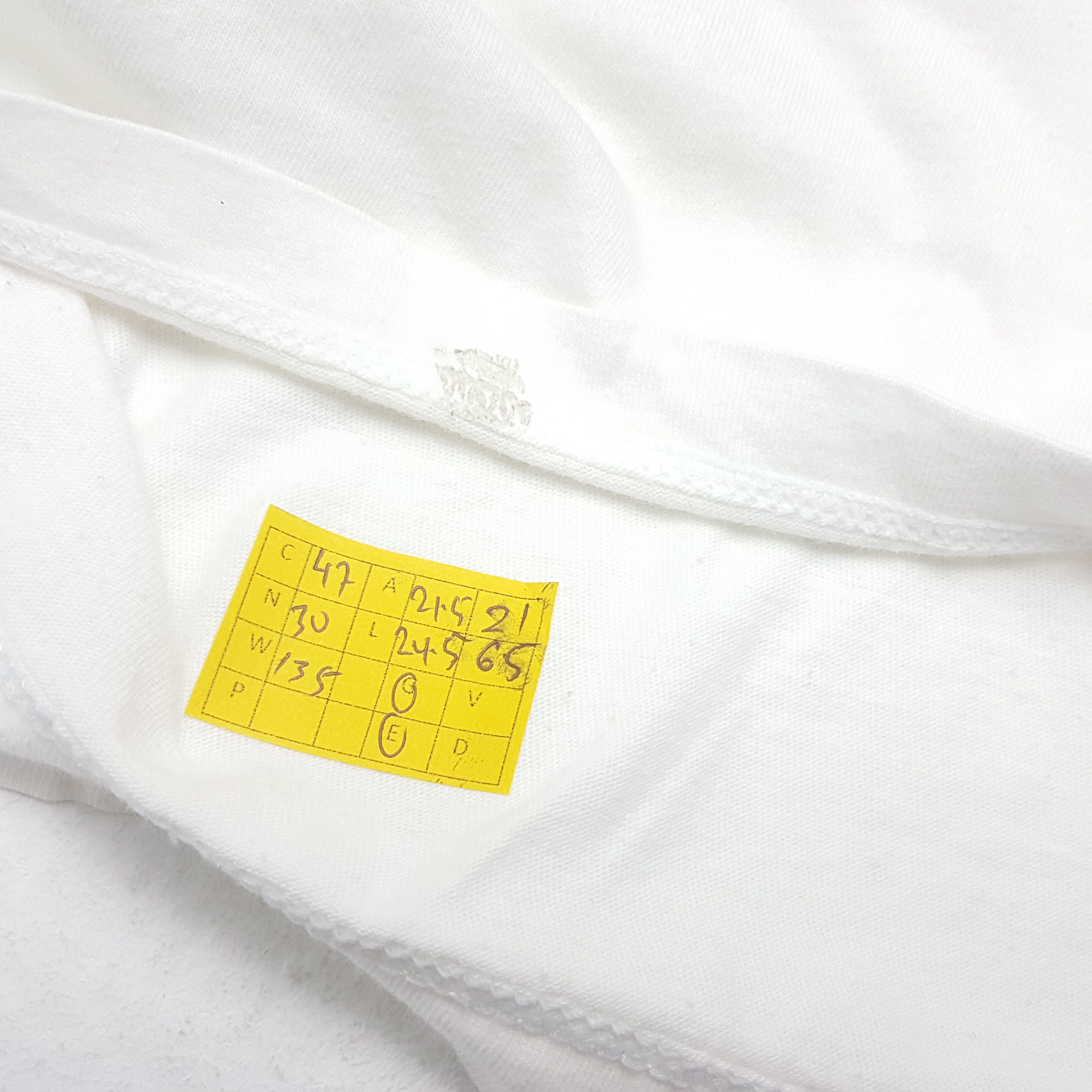 Fendi × Vintage Vintage FENDI Design Italian Designer T-Shirt Size US M / EU 48-50 / 2 - 4 Thumbnail