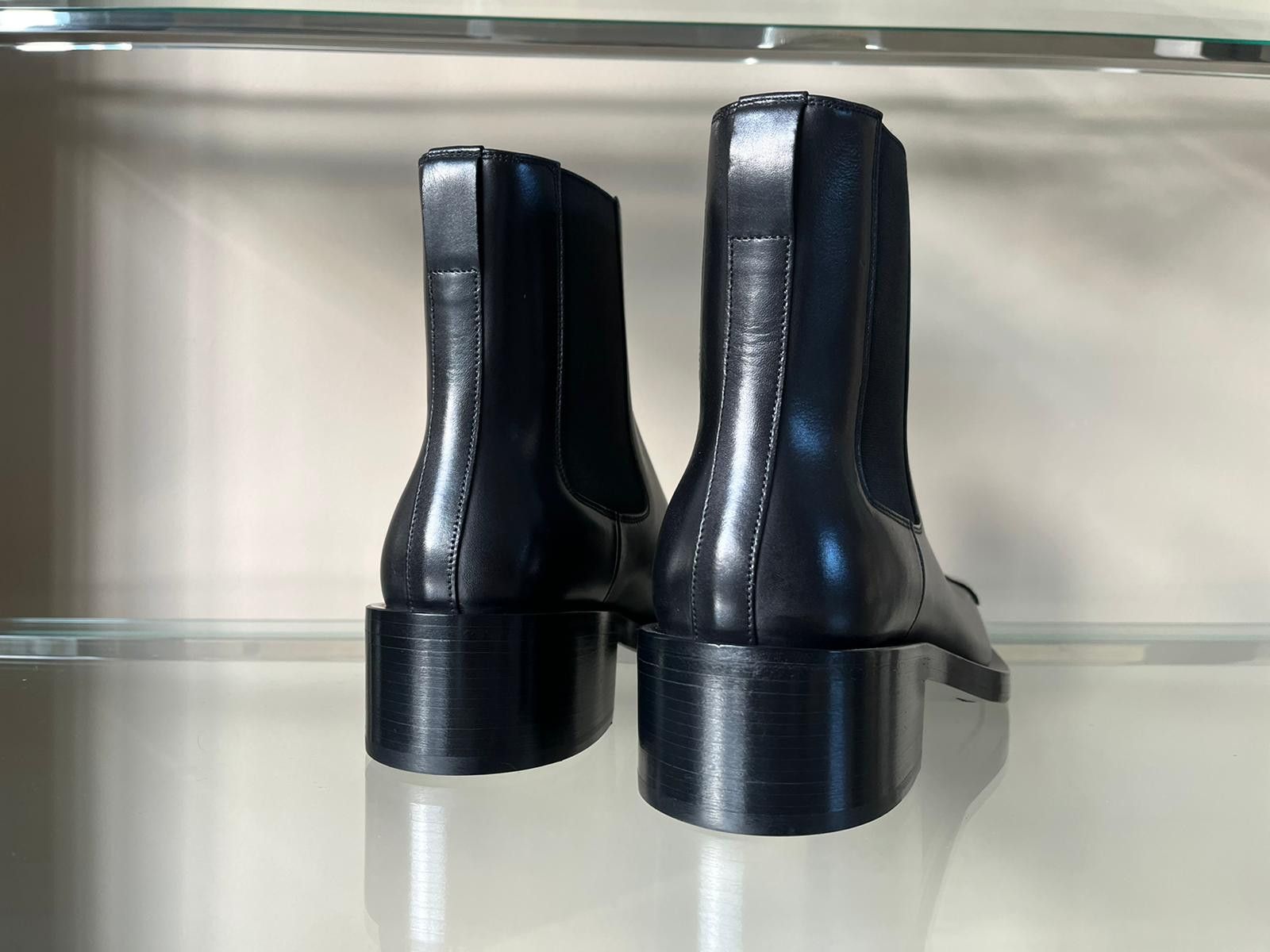 Givenchy Austin Show Silver Toe Box Boots in Black Size US 7 / EU 40 - 12 Thumbnail