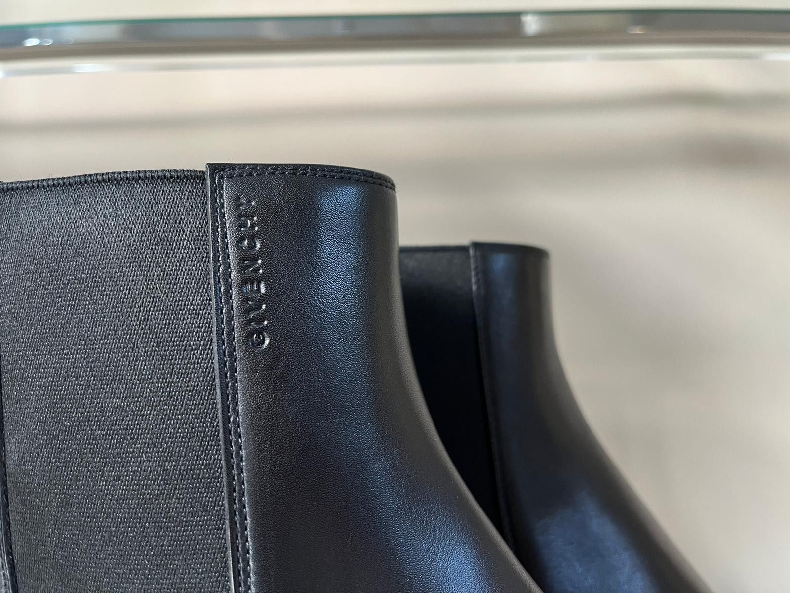 Givenchy Austin Show Silver Toe Box Boots in Black Size US 7 / EU 40 - 9 Thumbnail