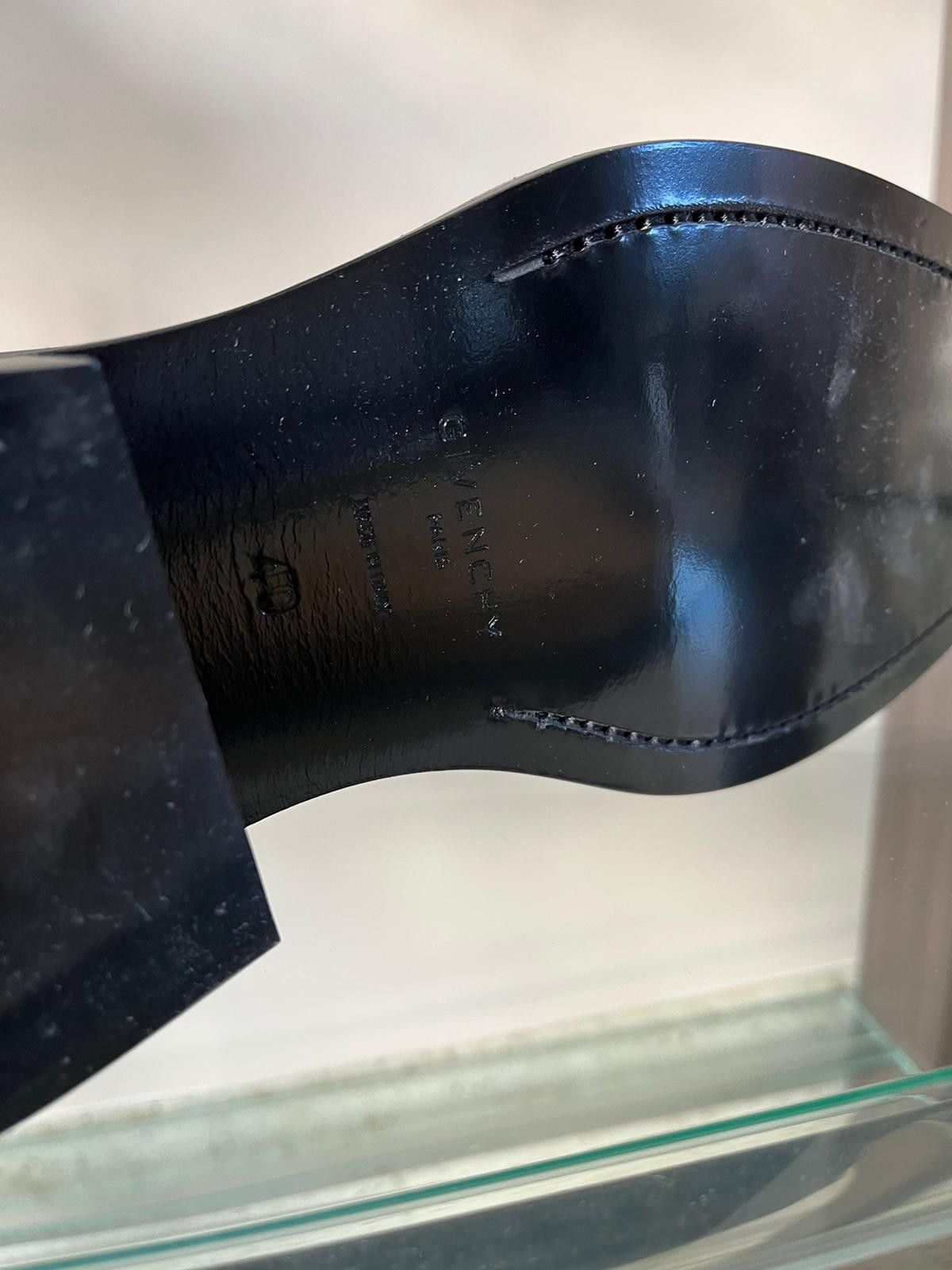 Givenchy Austin Show Silver Toe Box Boots in Black Size US 7 / EU 40 - 14 Thumbnail