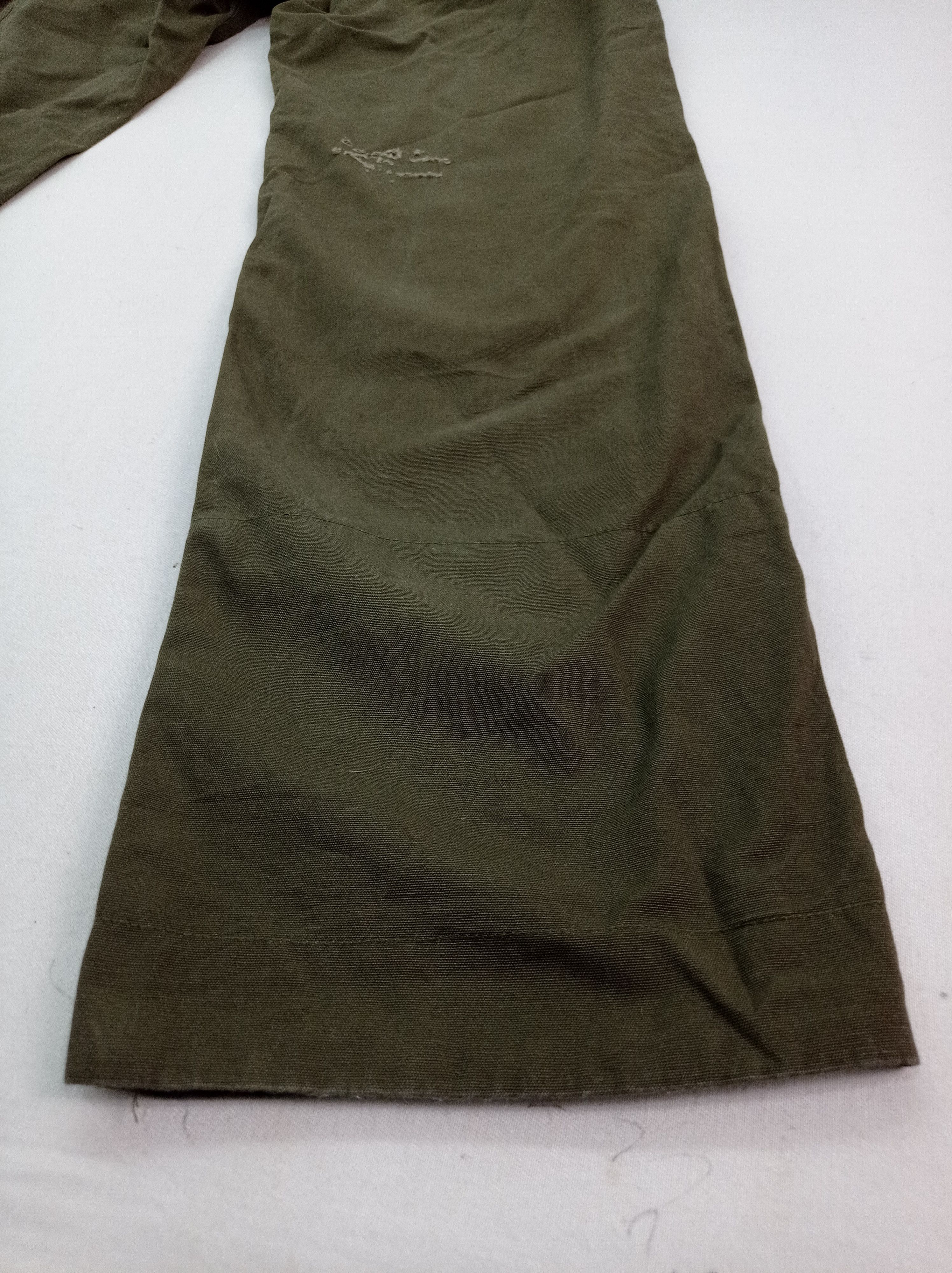 Japanese Brand Neutral Infinity Buckle Back Cargo Pants Size US 32 / EU 48 - 15 Thumbnail