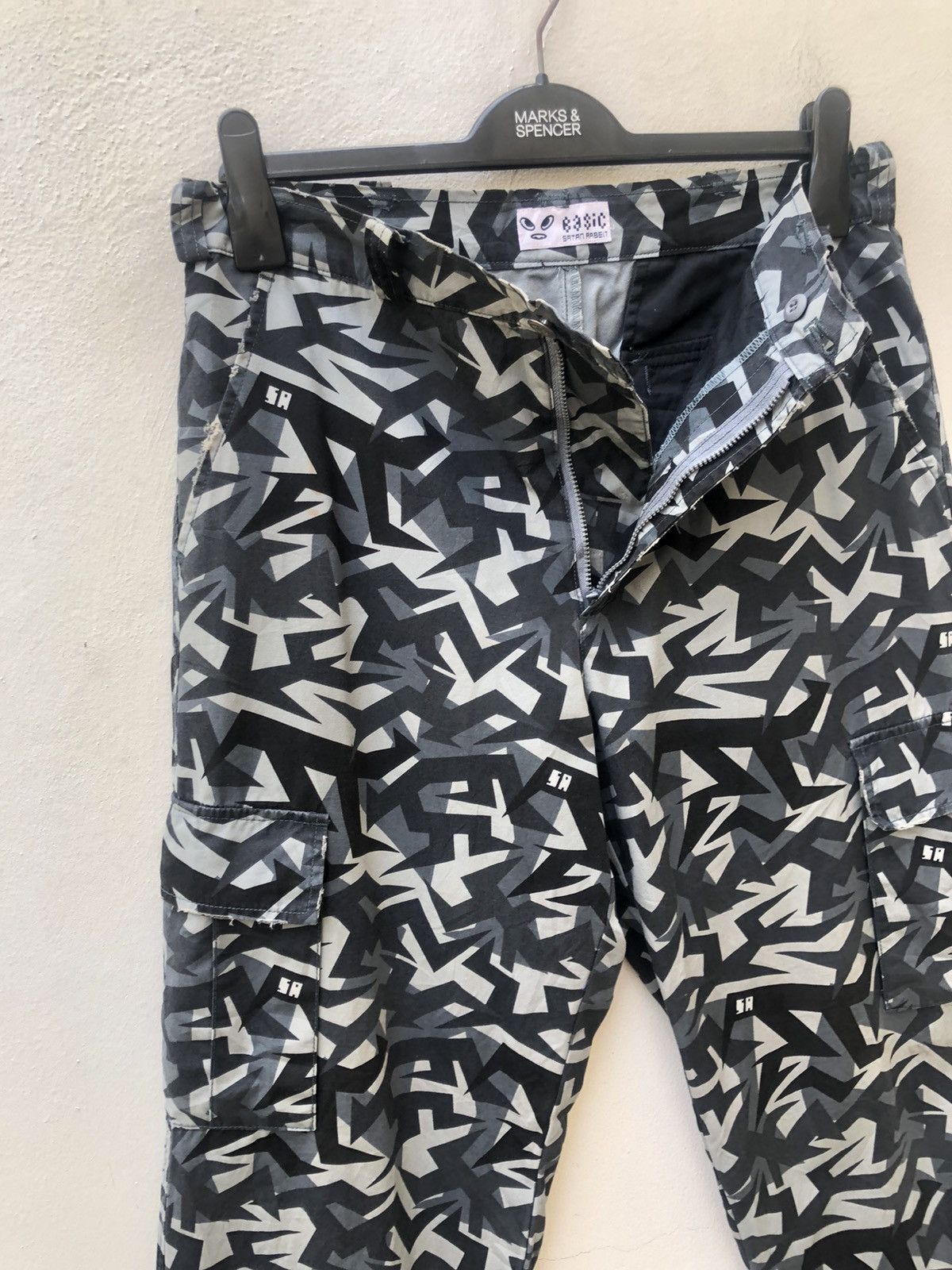 Vintage VTG Satan Arbeit Japan Distress Camo Cargo Trouser Pant Size US 30 / EU 46 - 12 Thumbnail