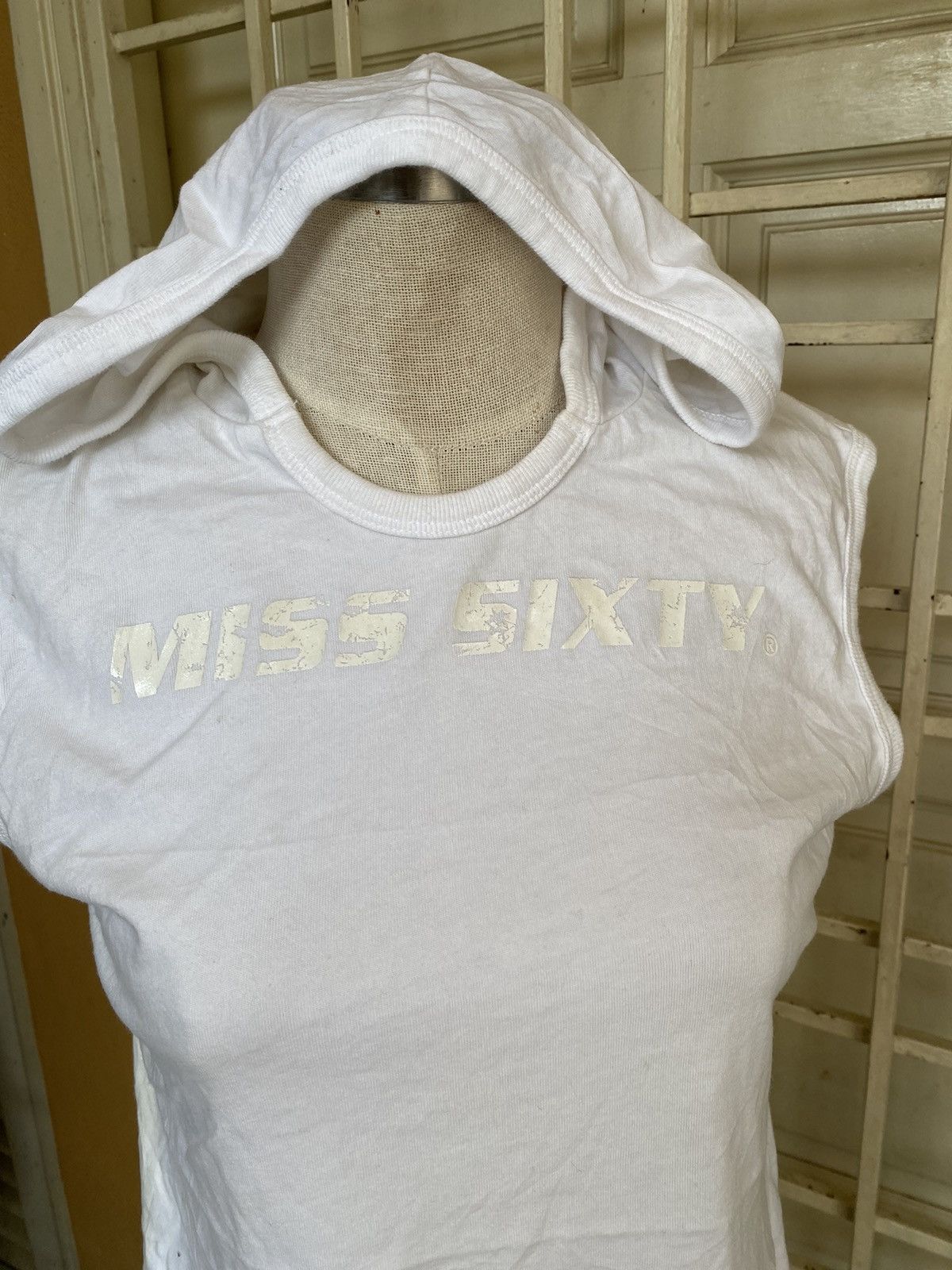 Miss Sixty white sleeveless hoodie Size M / US 6-8 / IT 42-44 - 2 Thumbnail