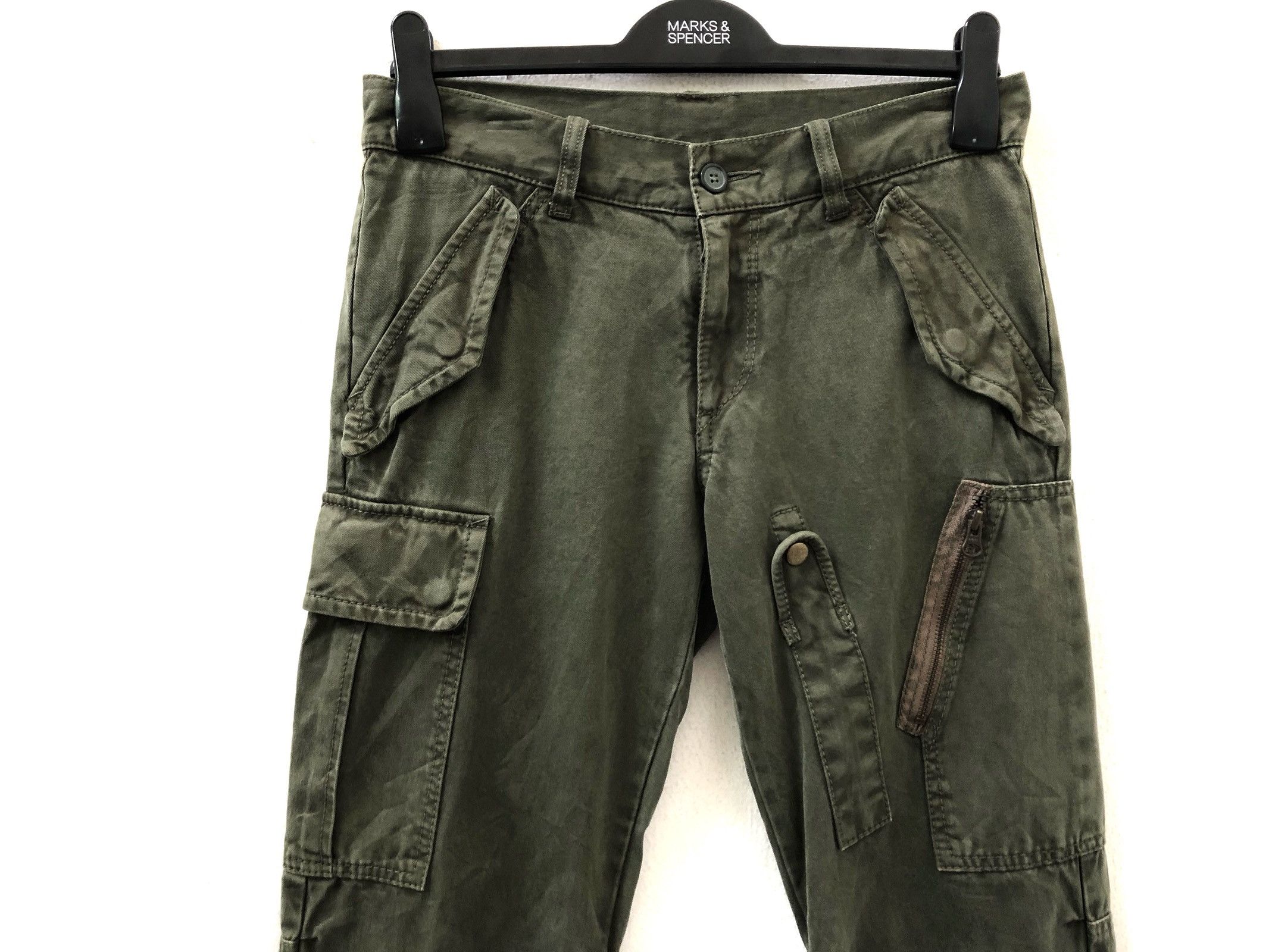 5351 POUR LES HOMMES 291295=Homme Low Rise Multi Pocket Parachute Cargo Size US 29 - 2 Thumbnail
