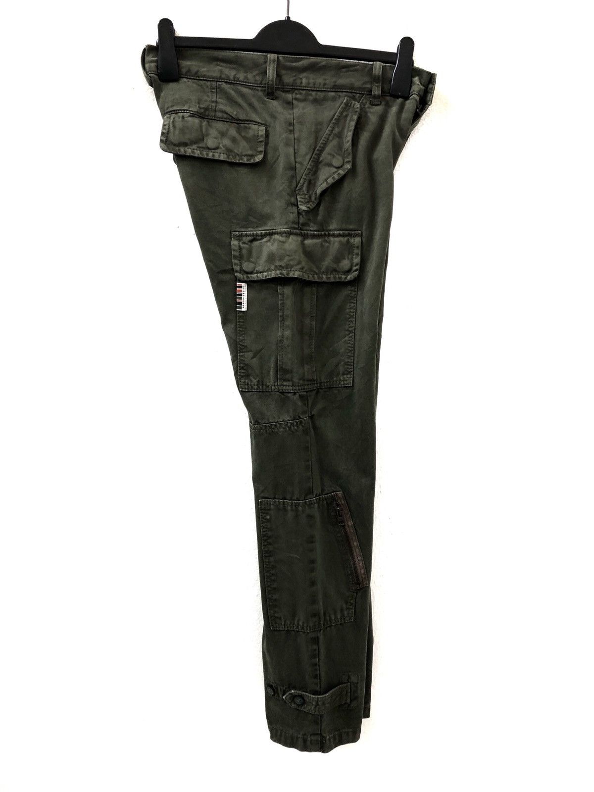 5351 POUR LES HOMMES 291295=Homme Low Rise Multi Pocket Parachute Cargo Size US 29 - 11 Thumbnail