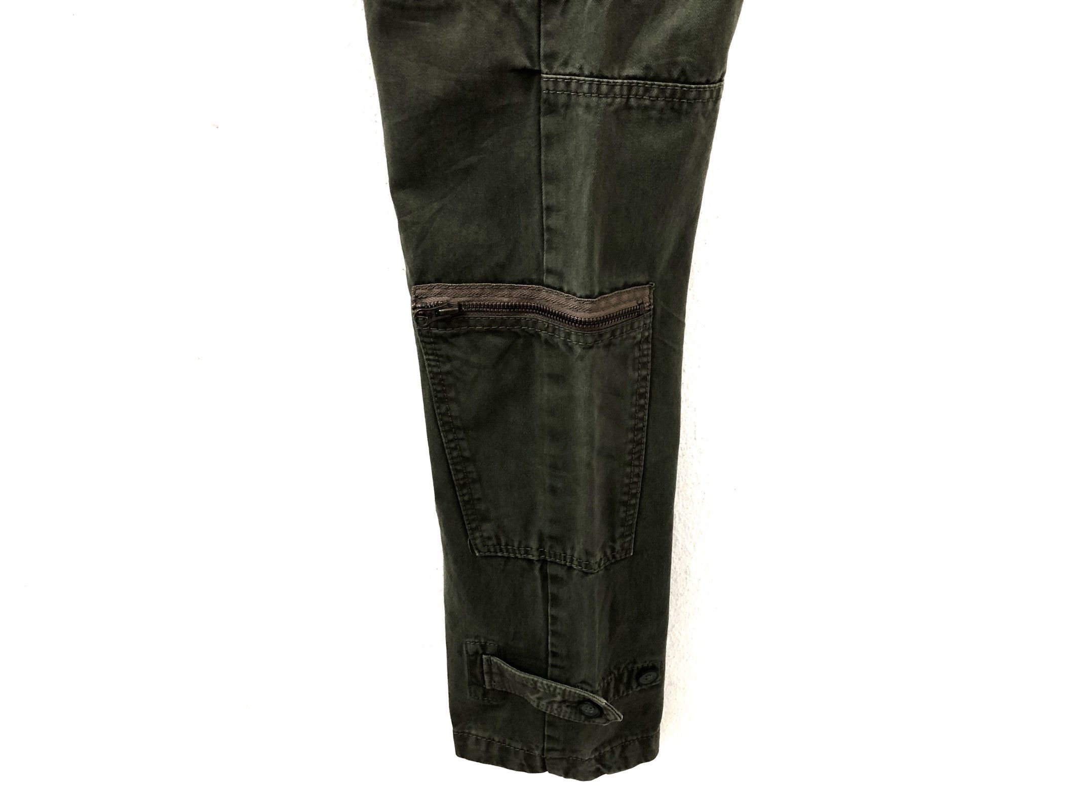 5351 POUR LES HOMMES 291295=Homme Low Rise Multi Pocket Parachute Cargo Size US 29 - 10 Thumbnail