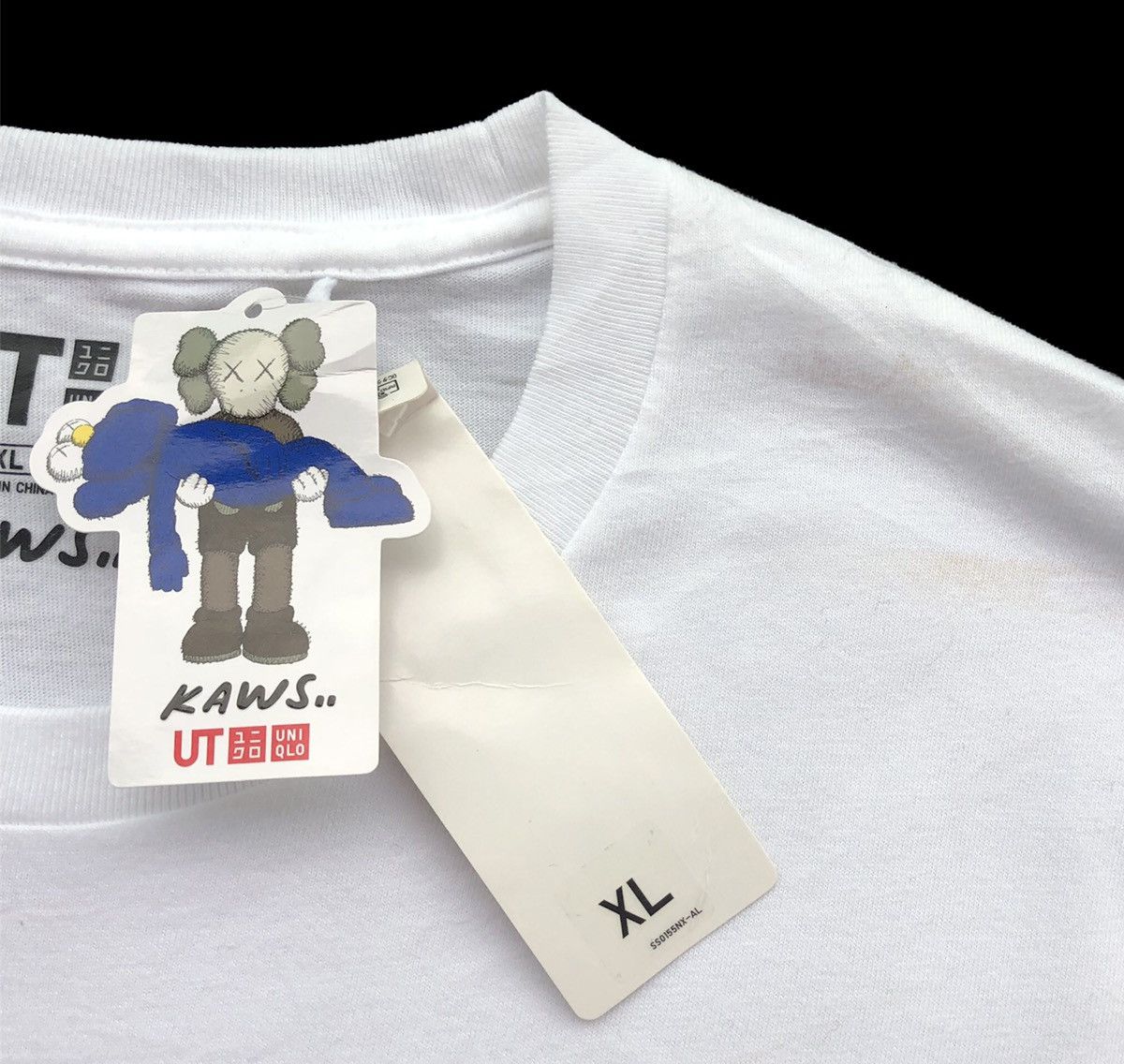 Kaws × Uniqlo Kaws x UNIQLO Flayed Clean Slate White T-Shirt Tee Size US XL / EU 56 / 4 - 7 Thumbnail