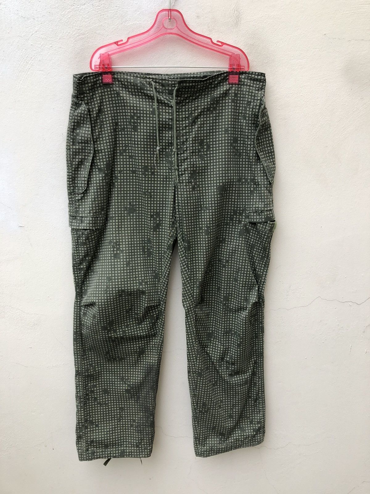 Vintage Vintage 80s Night Desert Camouflage Cargo Military Trouser Size US 34 / EU 50 - 1 Thumbnail
