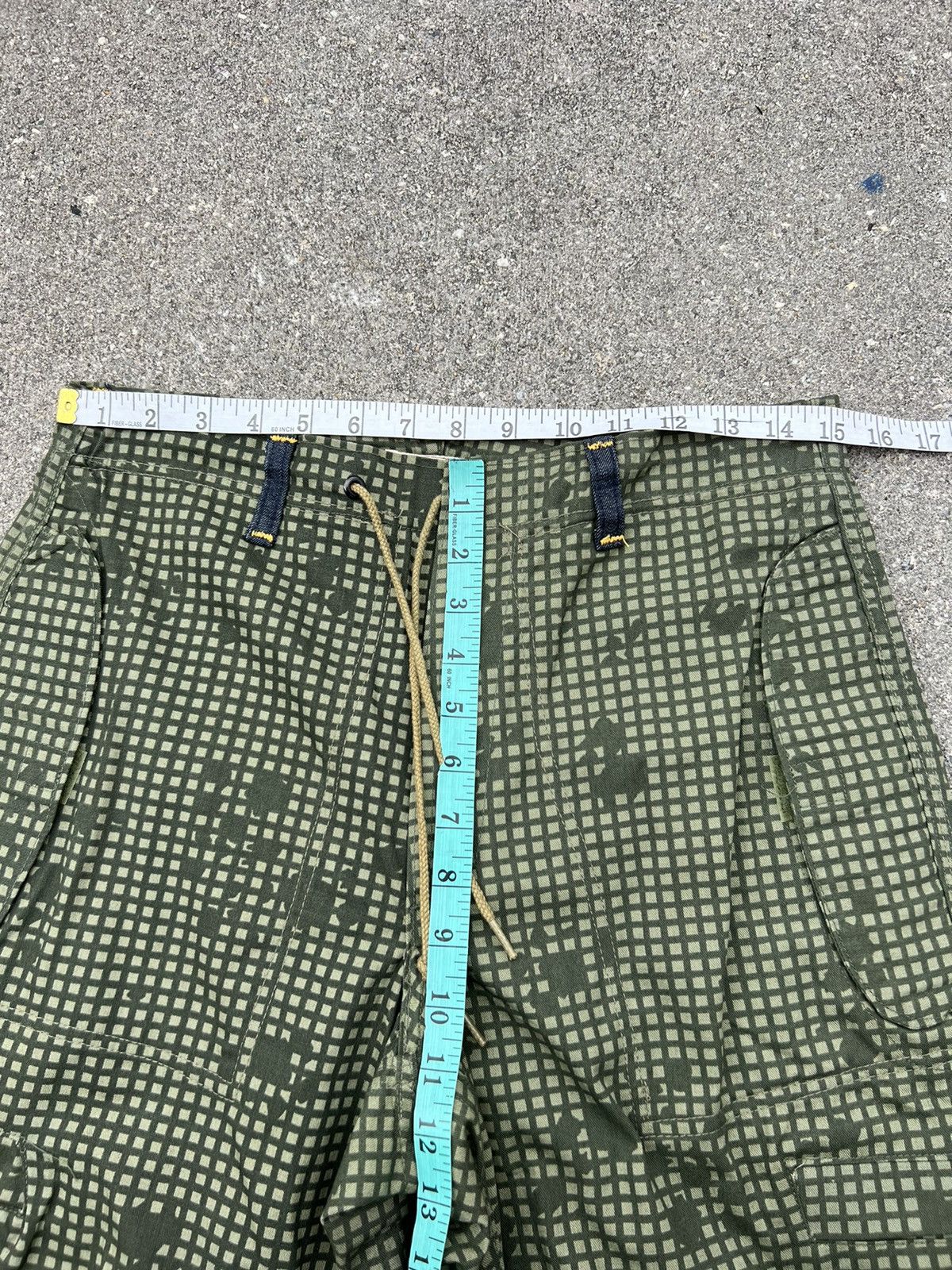 TIGRE BROCANTE Tigre Brocante Remake Vintage 80s Night Camo Cargo Trouser Size US 30 / EU 46 - 2 Thumbnail