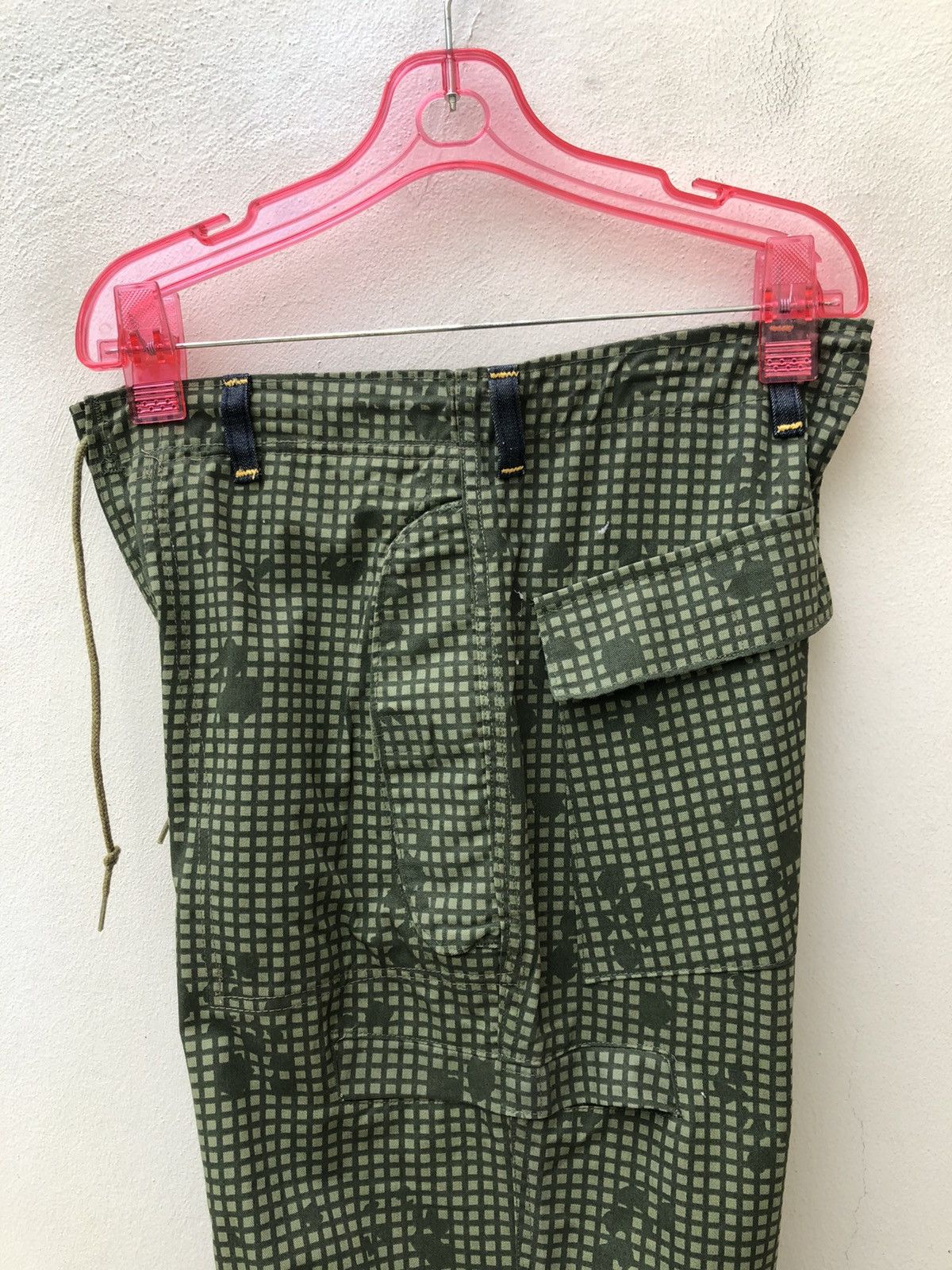TIGRE BROCANTE Tigre Brocante Remake Vintage 80s Night Camo Cargo Trouser Size US 30 / EU 46 - 21 Thumbnail