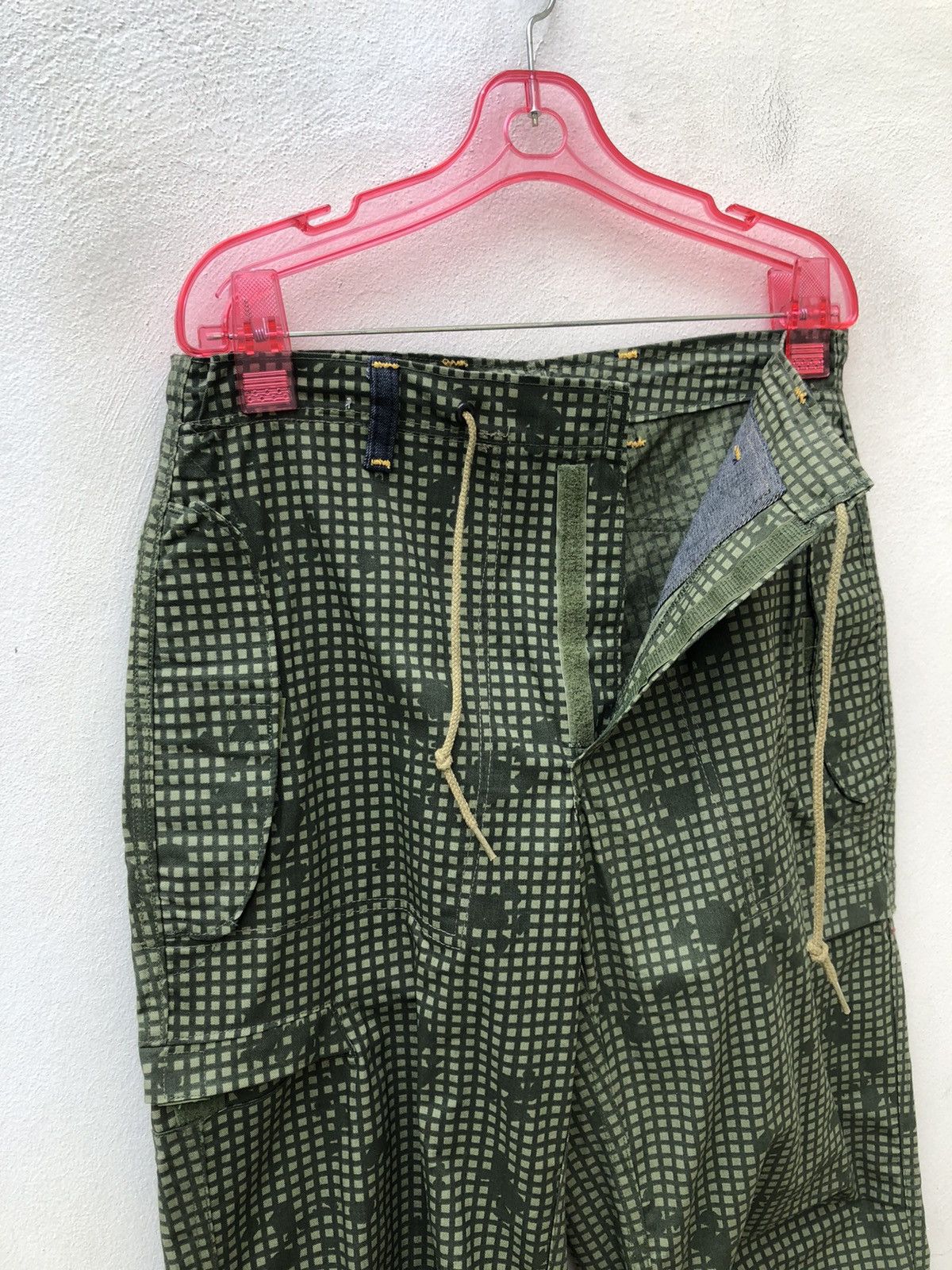 TIGRE BROCANTE Tigre Brocante Remake Vintage 80s Night Camo Cargo Trouser Size US 30 / EU 46 - 8 Thumbnail