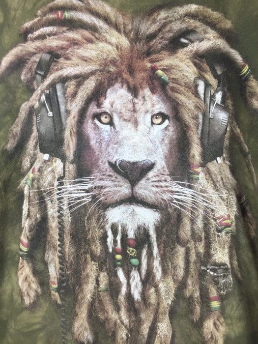Vintage THE MOUNTAIN TIE DYE RASTA TSHIRT Size US XL / EU 56 / 4 - 4 Thumbnail
