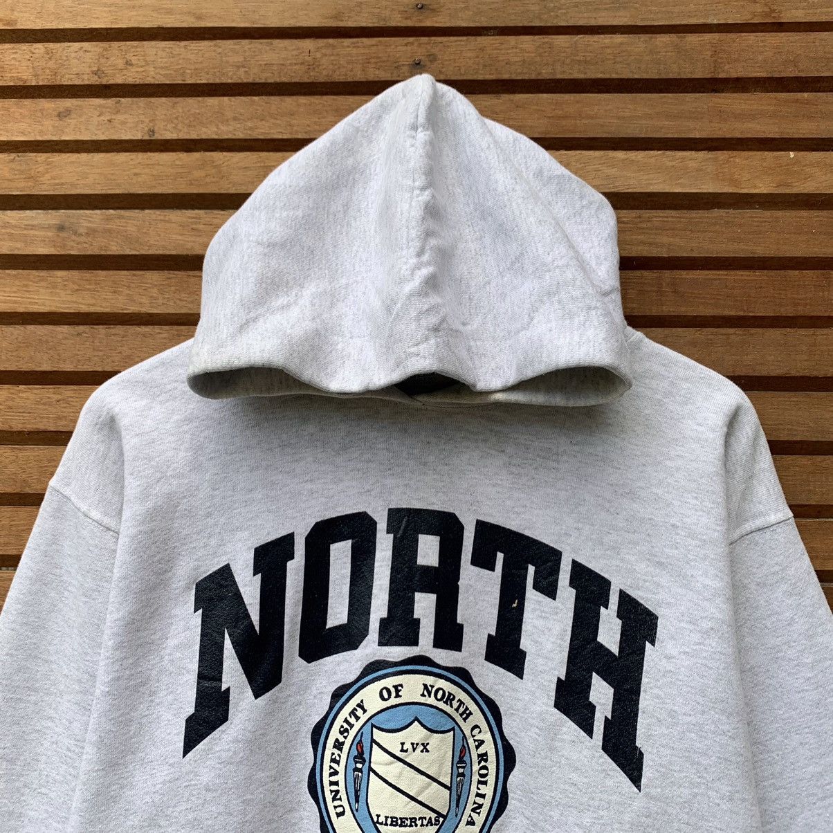 Vintage Vintage 1990s University North Carolina Chapel Hill Hoodie Size US M / EU 48-50 / 2 - 3 Thumbnail
